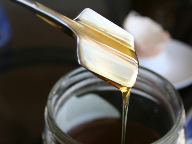 Honig wird auch gerne zum Süßen verwendet. Honig