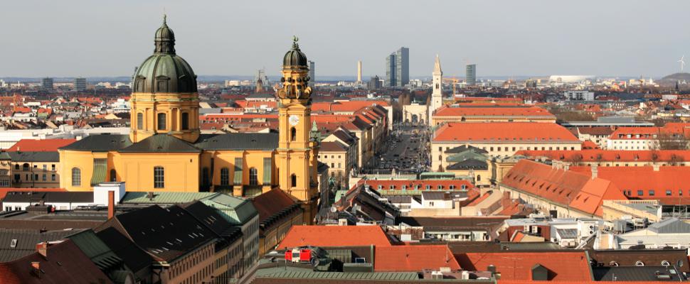 Aussicht auf die Theatinerkirche Aussicht auf die Theatinerkirche