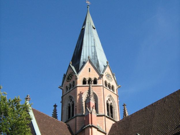 Die Erzabtei St. Ottilien liegt in reizvoller Lage im Landkreis Landsberg am Lech Kloster St. Ottilien