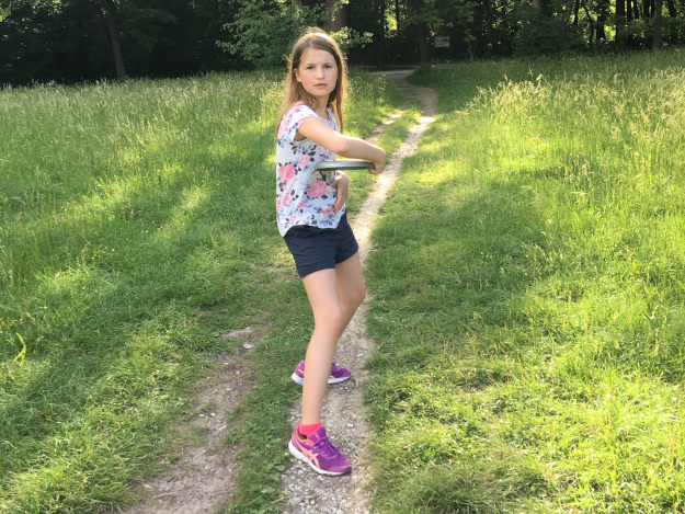 mit der richtigen Technik macht Frisbee spielen großen Spaß Frisbee spielen